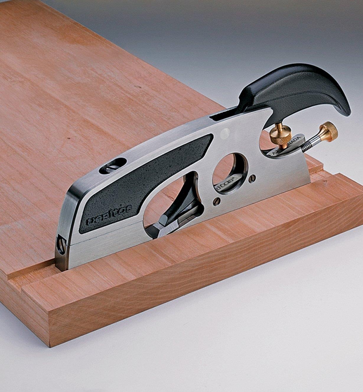 Veritas® Small Shoulder Plane with PM-V11 Blade