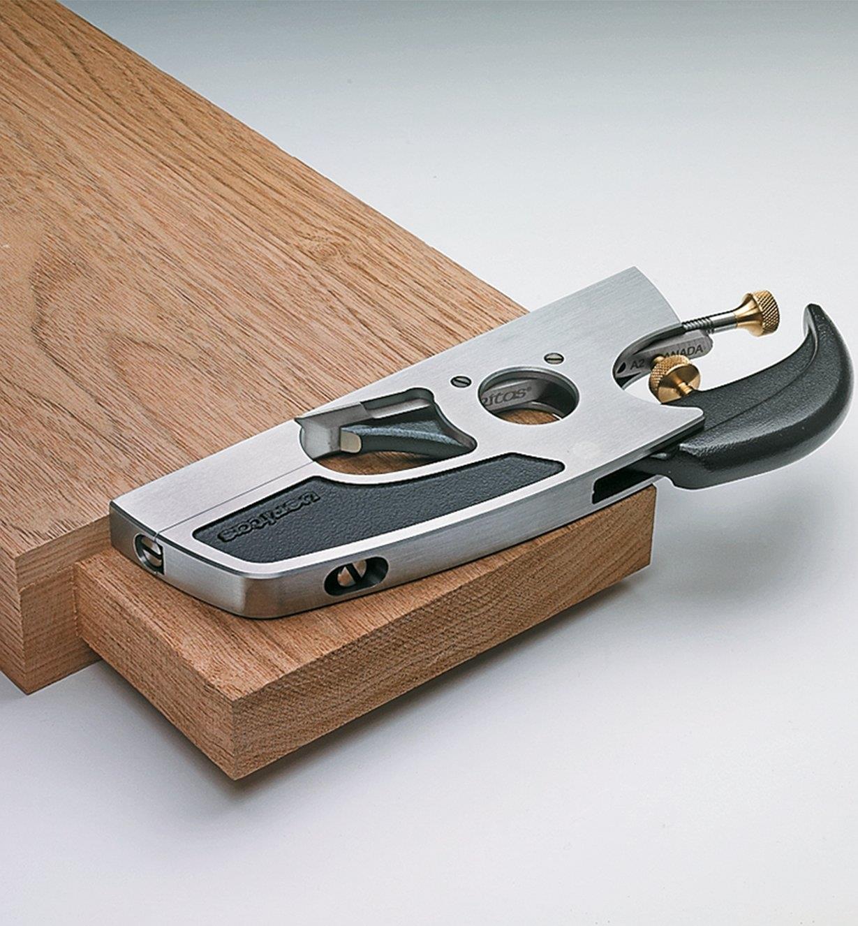 Veritas® Small Shoulder Plane with PM-V11 Blade