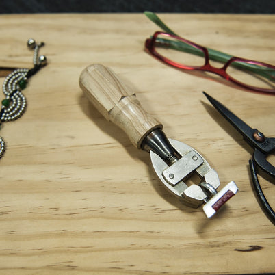 Soba Carbatec Hand Vice