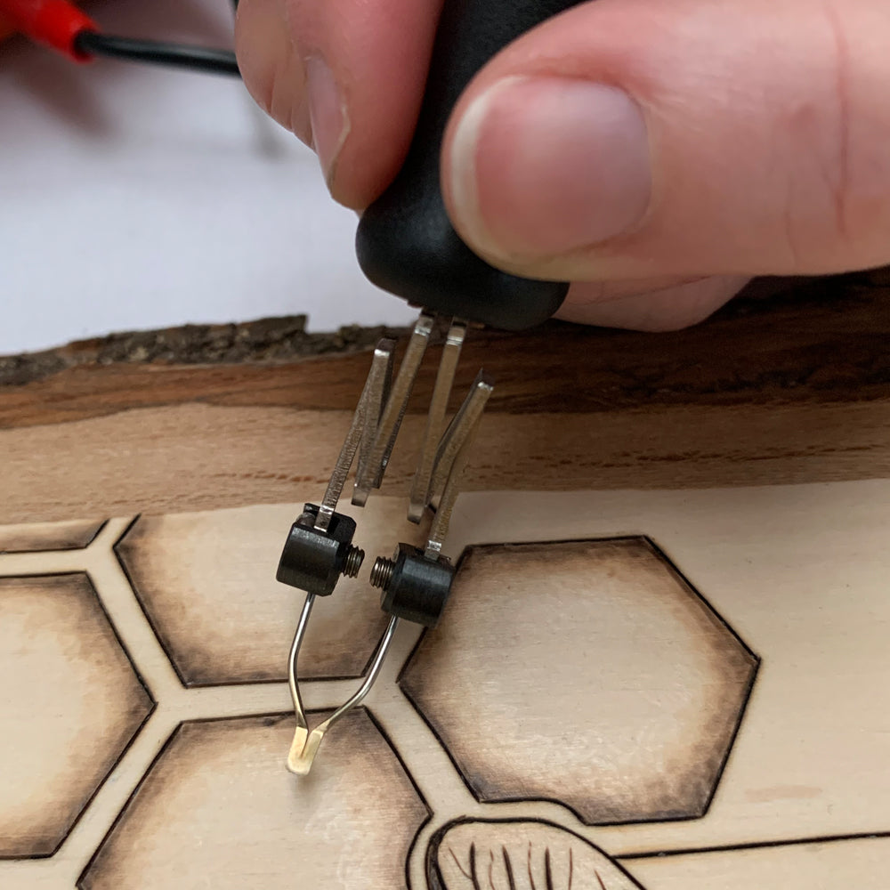 Robert Sorby 2.0mm Ball Point (3 Pack) replacement for the Peter Child Artist's Pyrography Machine.