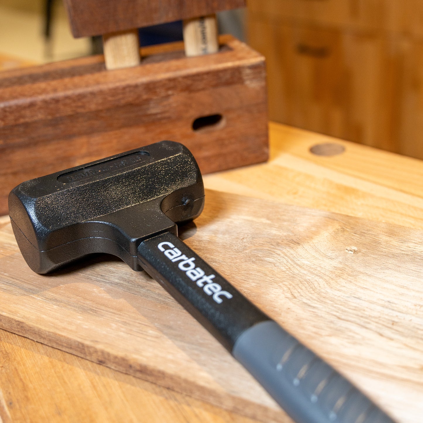 Carbatec 900g Deadblow Hammer