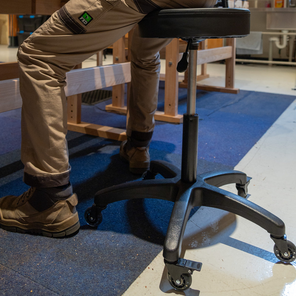Carbatec Mobile Workshop Stool
