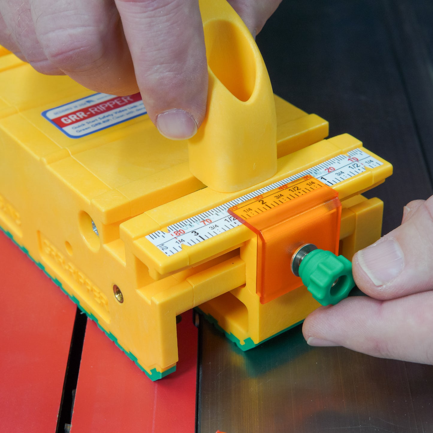 Microjig GRR-Ripper+ includes Saferip kit