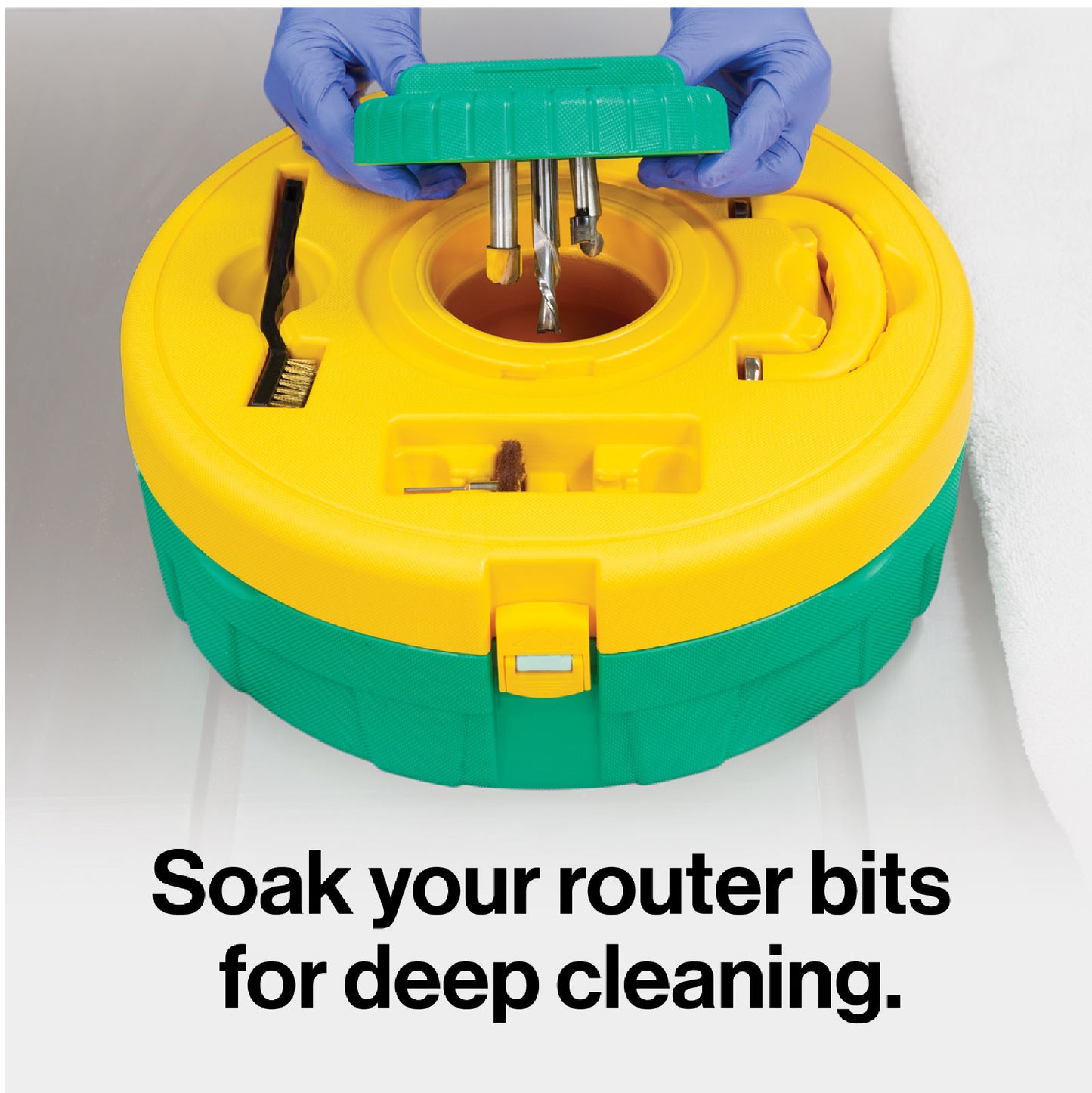 Microjig Bladeclean blade and bit cleaning system