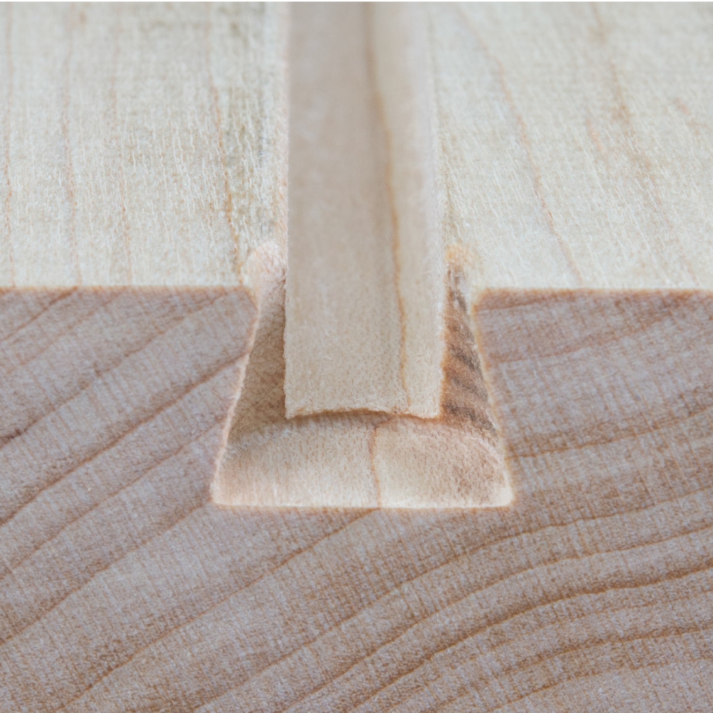 Microjig Matchfit clearance router bit 1/2in shank custom straight cutter