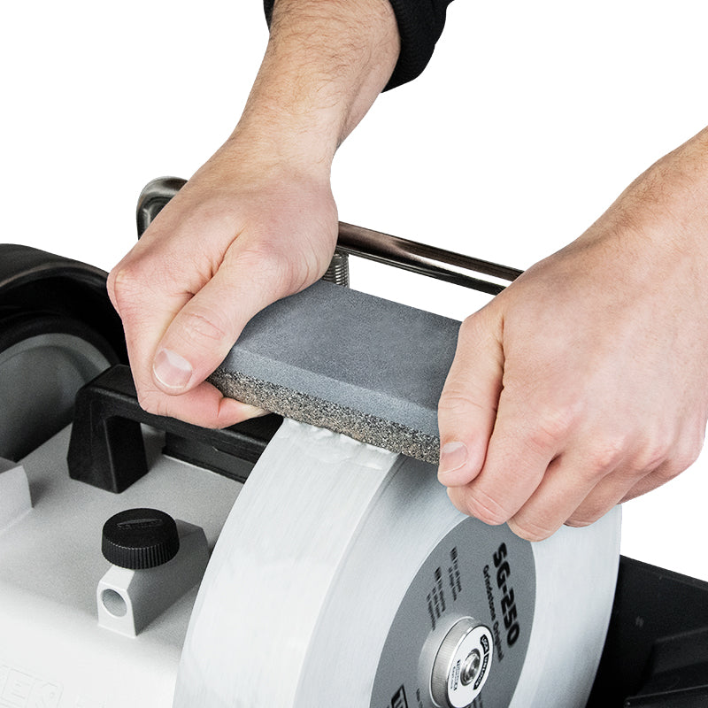 Tormek Stone Grader used to change grindstone grit from 220 to 1000 for dual-stage sharpening.